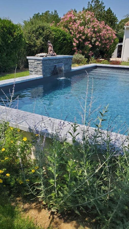 L'Oliveraie Robion en Luberon Exterior photo